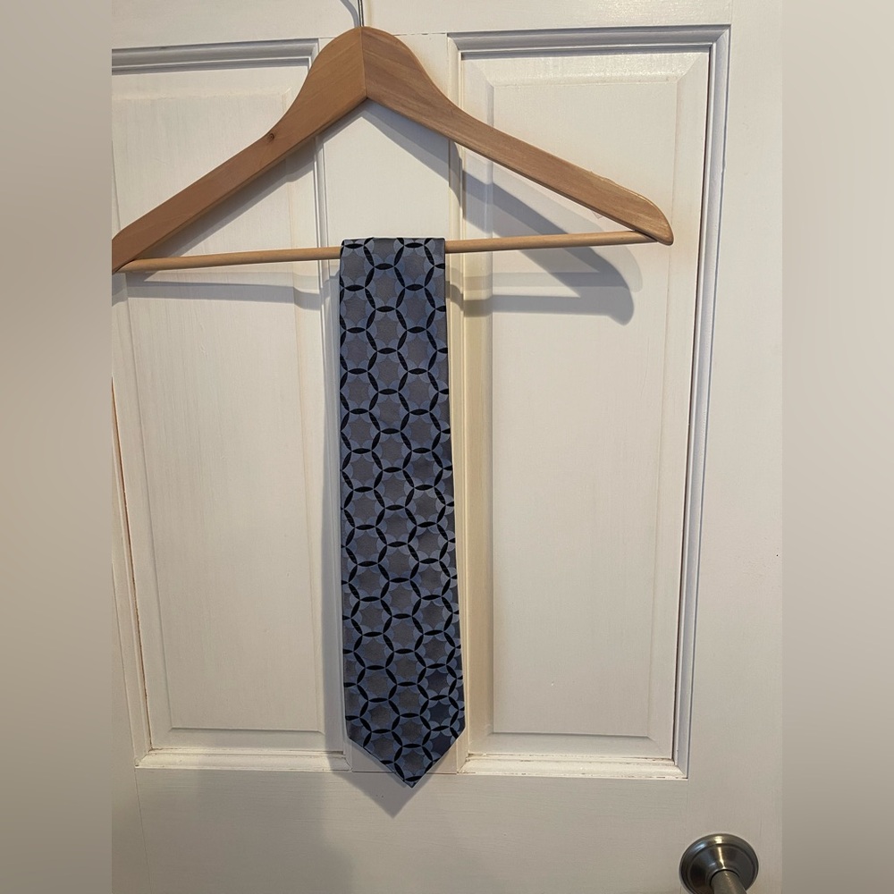 Ted Baker Hexagonal Patterned Tie in Blue and Bla… - image 1